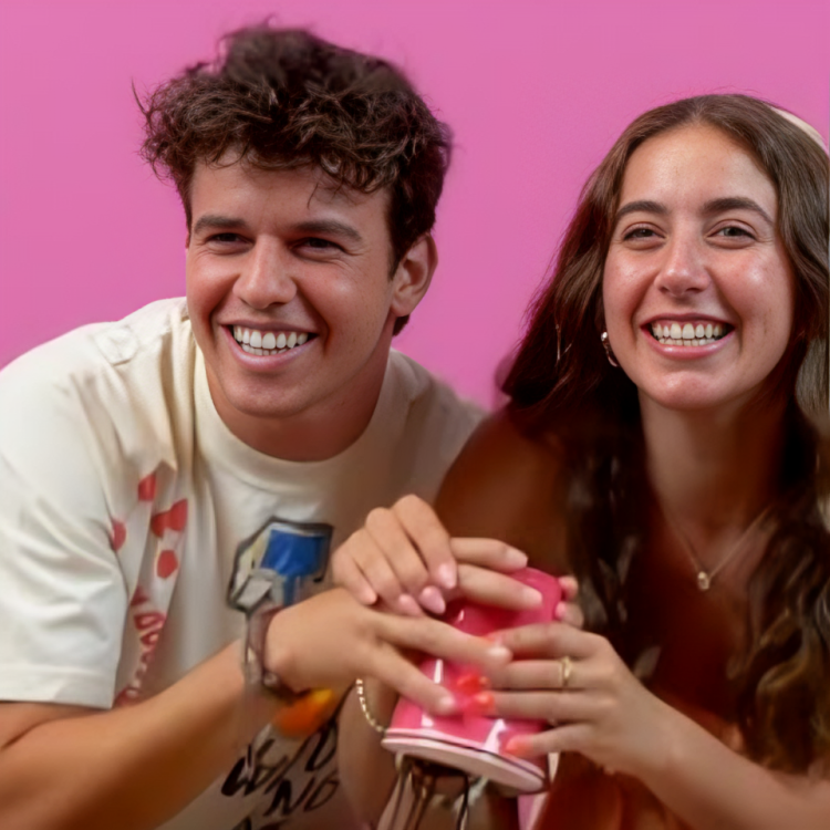 GiaNina Poaolantonio is in a relationship with Sage Rosen.